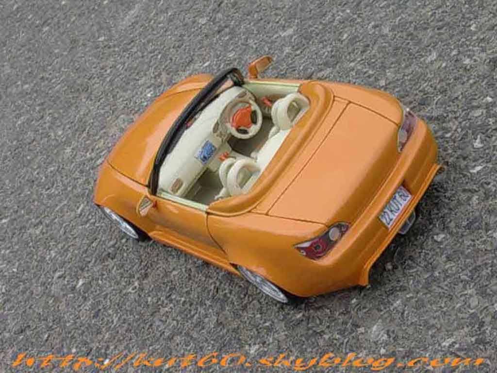 Honda S2000 Base oranje tuning 1/18 Maisto