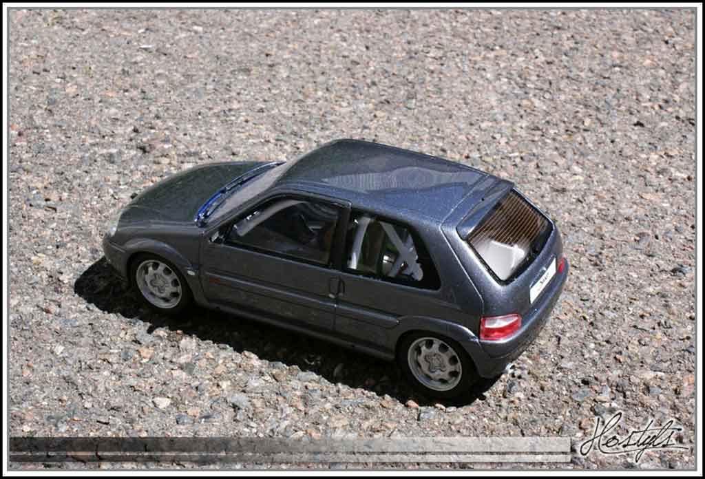 Citroen Saxo VTS grijs orageux preparation circuit 1/18 Ottomobile
