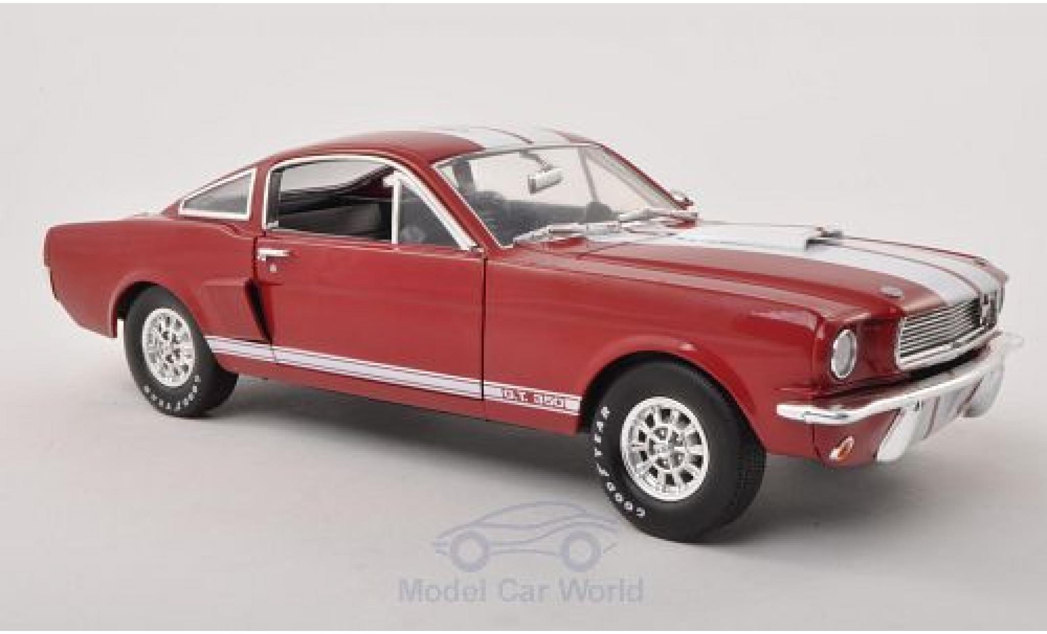 Shelby GT 1/18 Shelby Collectibles 350 rood/wit 1966 Legend Series mit Carroll -Signatur auf dem Fahrzeugdach ohne Vitrine modelauto