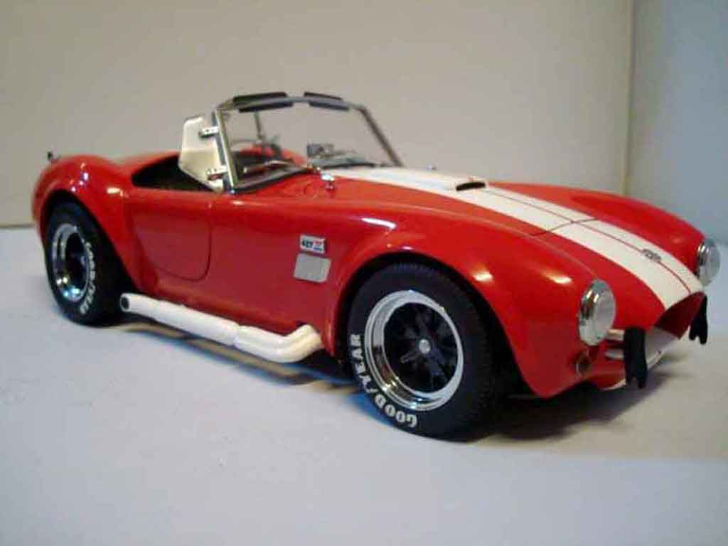 AC Cobra shelby 427 s/c rood 1/18 Yat Ming