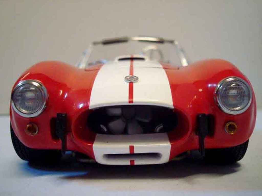 Shelby Ac Cobra 1/18 Yat Ming 427 s/c rood modelauto