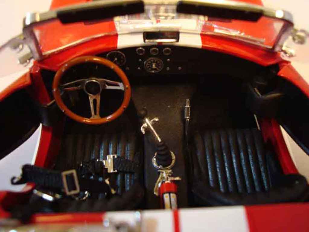 AC Cobra shelby 427 s/c rood 1/18 Yat Ming