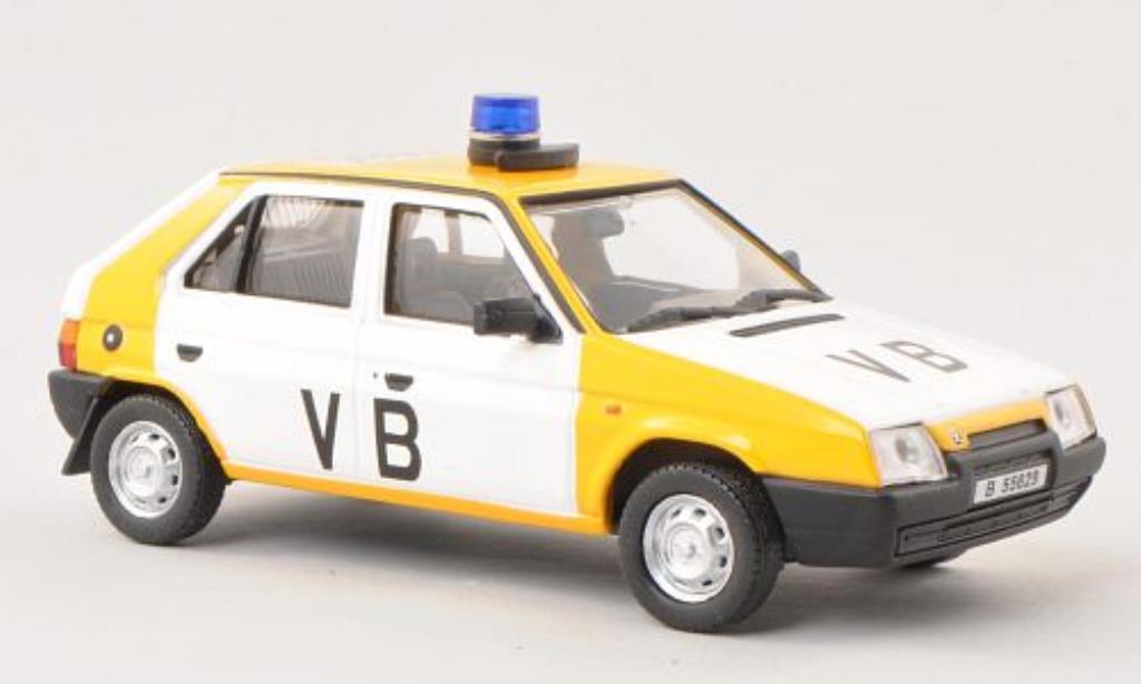 Skoda Favorit 1/43 Abrex VB (Tschechische Politie) 1988 modelauto