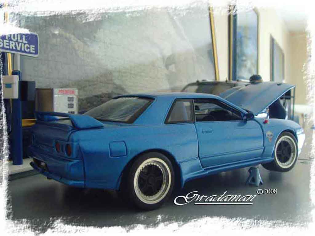 Nissan Skyline R32 drag run 1/18 Autoart