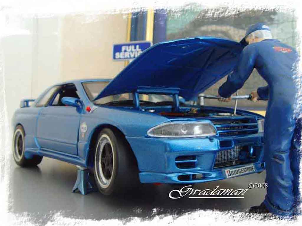 Nissan Skyline R32 1/18 Autoart R32 drag run modelauto
