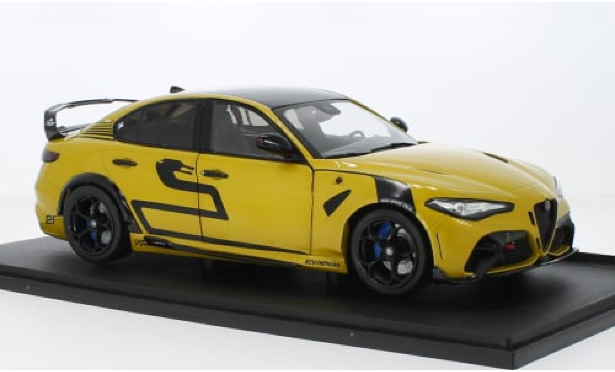 Alfa Romeo Giulia 1/18 Solido GTAM metallic geel 2022 1:18 modelauto