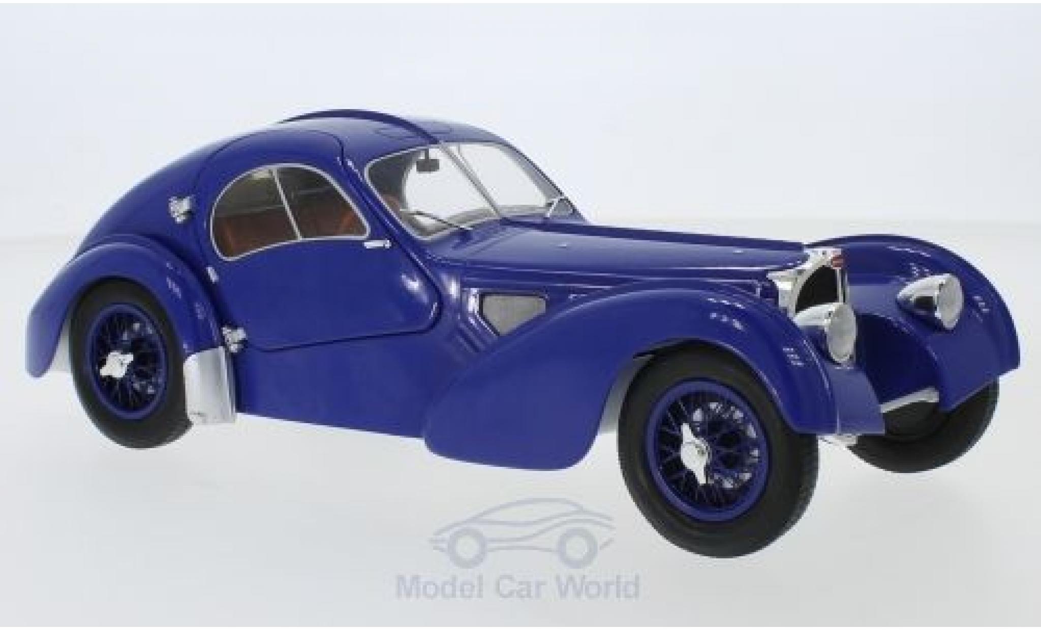 Bugatti 57 1/18 Solido Type SC Atlantic blauw RHD 1938 modelauto