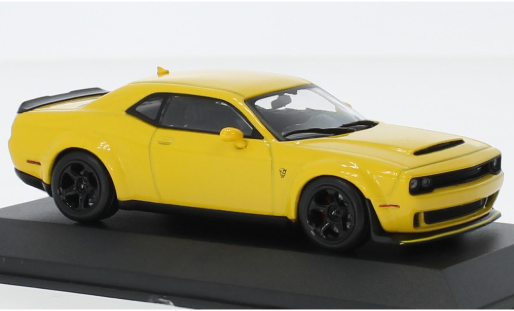 Dodge Challenger 1/43 Solido SRT Demon V8 6.2 geel 2018 modelauto