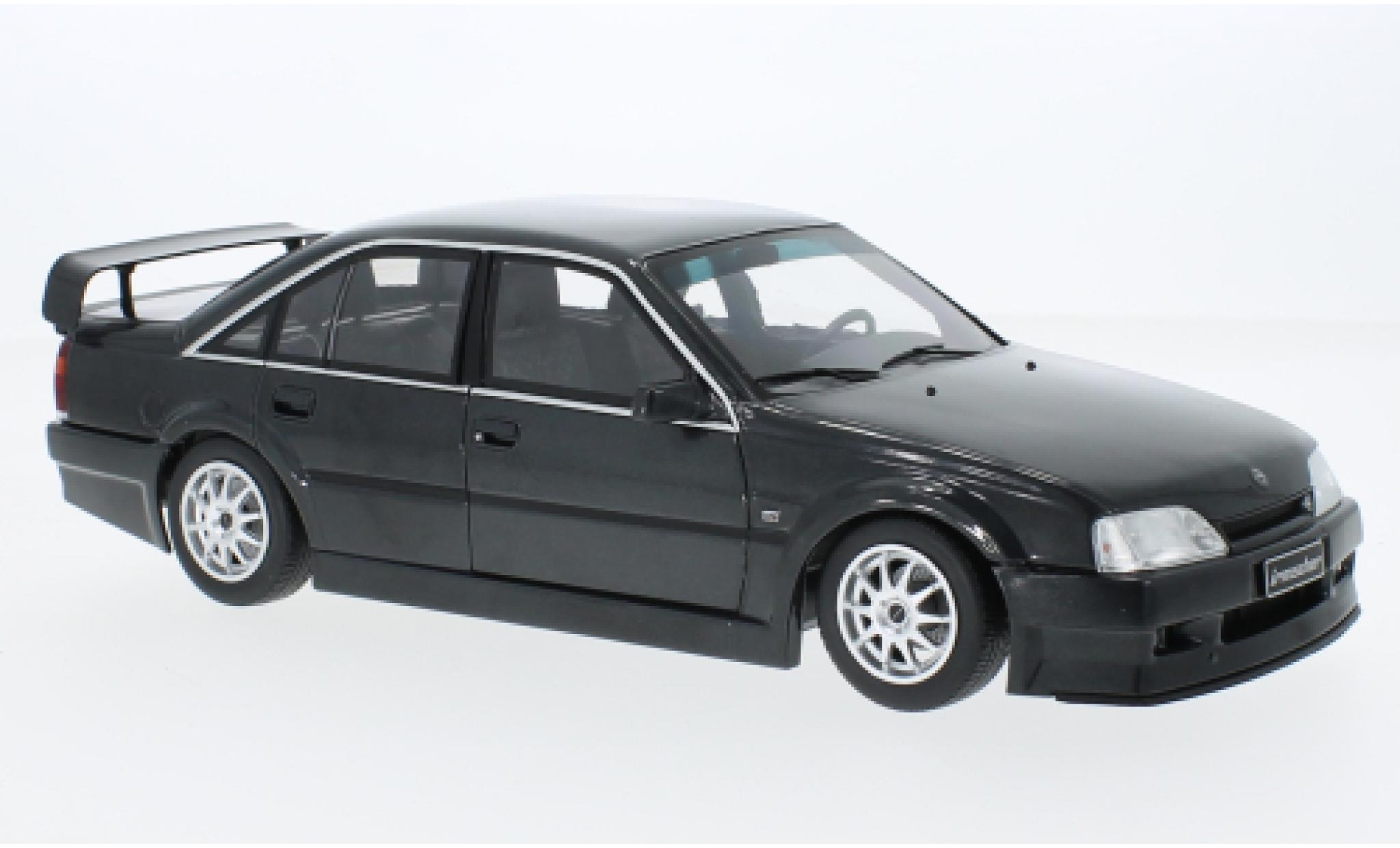 Opel Omega 1/18 Solido &eacute;volution 500 metallic grijs 1990 modelauto