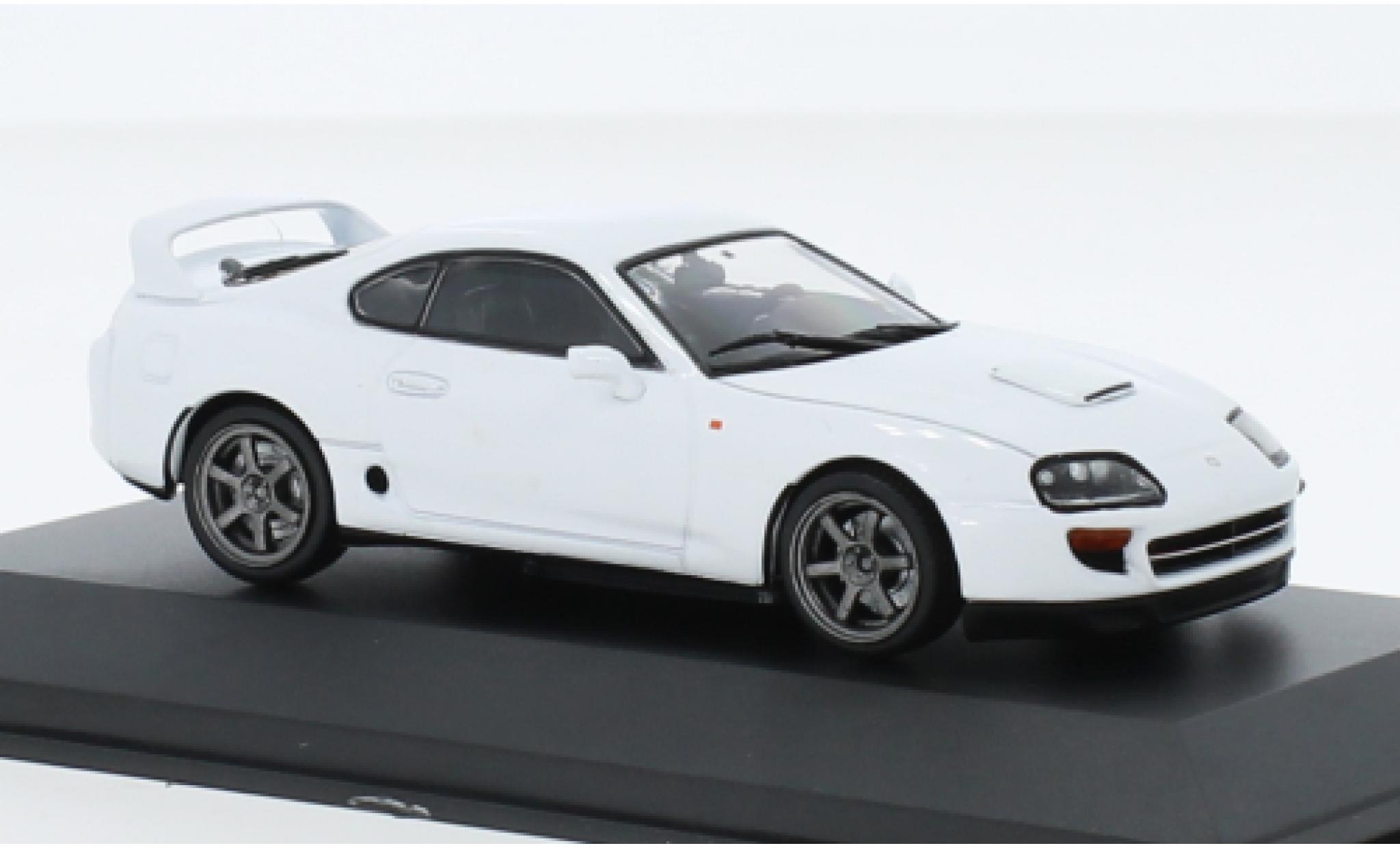 Toyota Supra 1/43 Solido MK4 (A80) wit 2001 modelauto