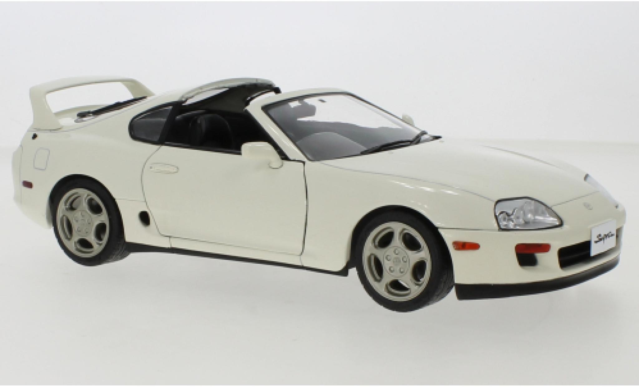 Toyota Supra 1/18 Solido MK4 (A80) Targa wit 1993 modelauto