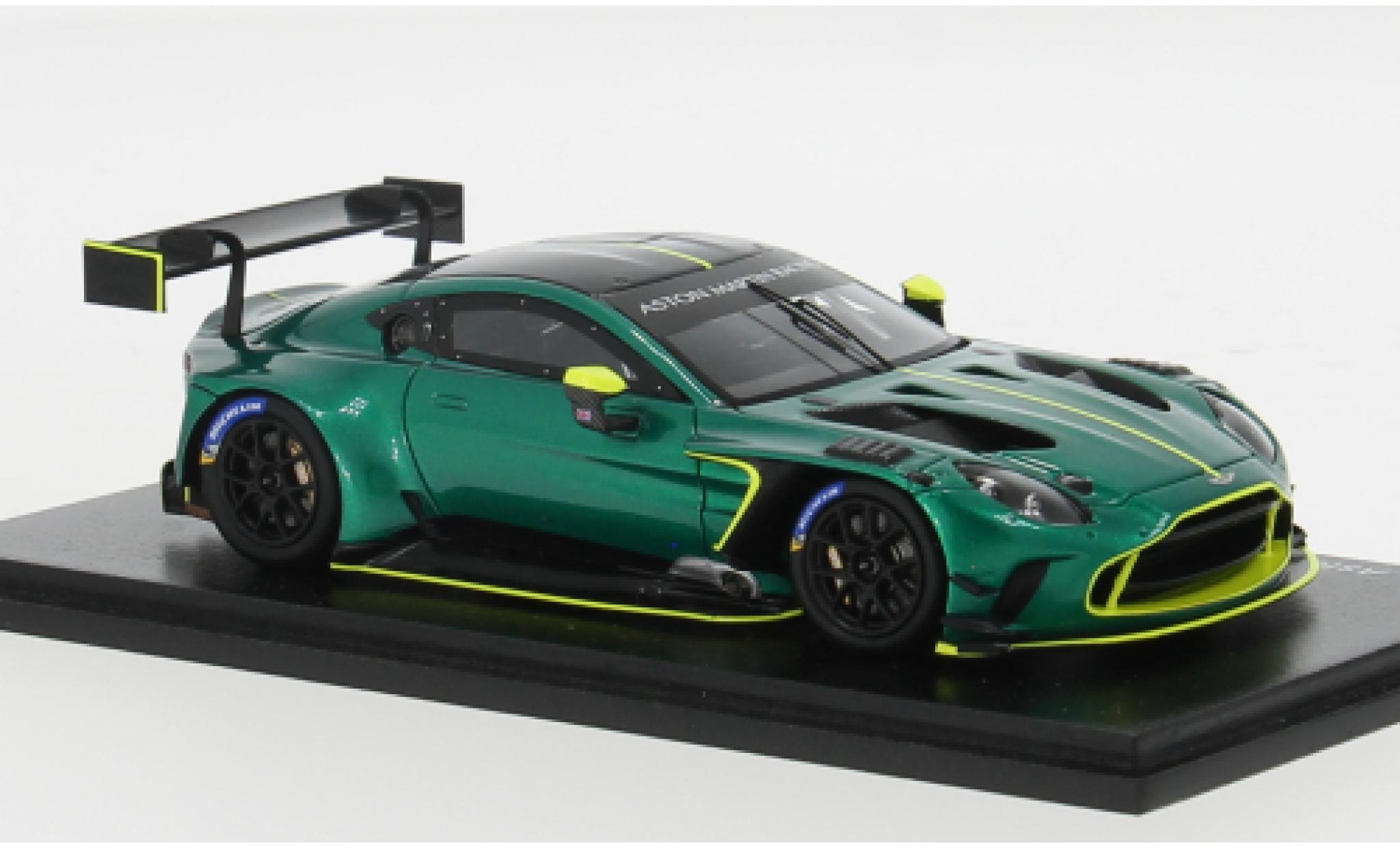 Aston Martin Vantage 1/43 Spark AMR GT3 EVO groen 2024 1:43 modelauto