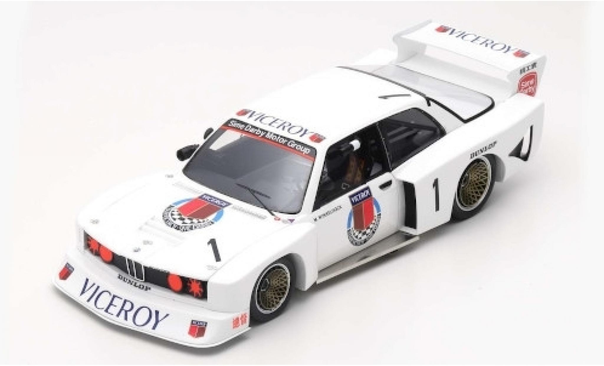 Bmw 320 1/18 Spark Gr.5 No.1 Macau Guia Race 1981 M.Winkelhock modelauto