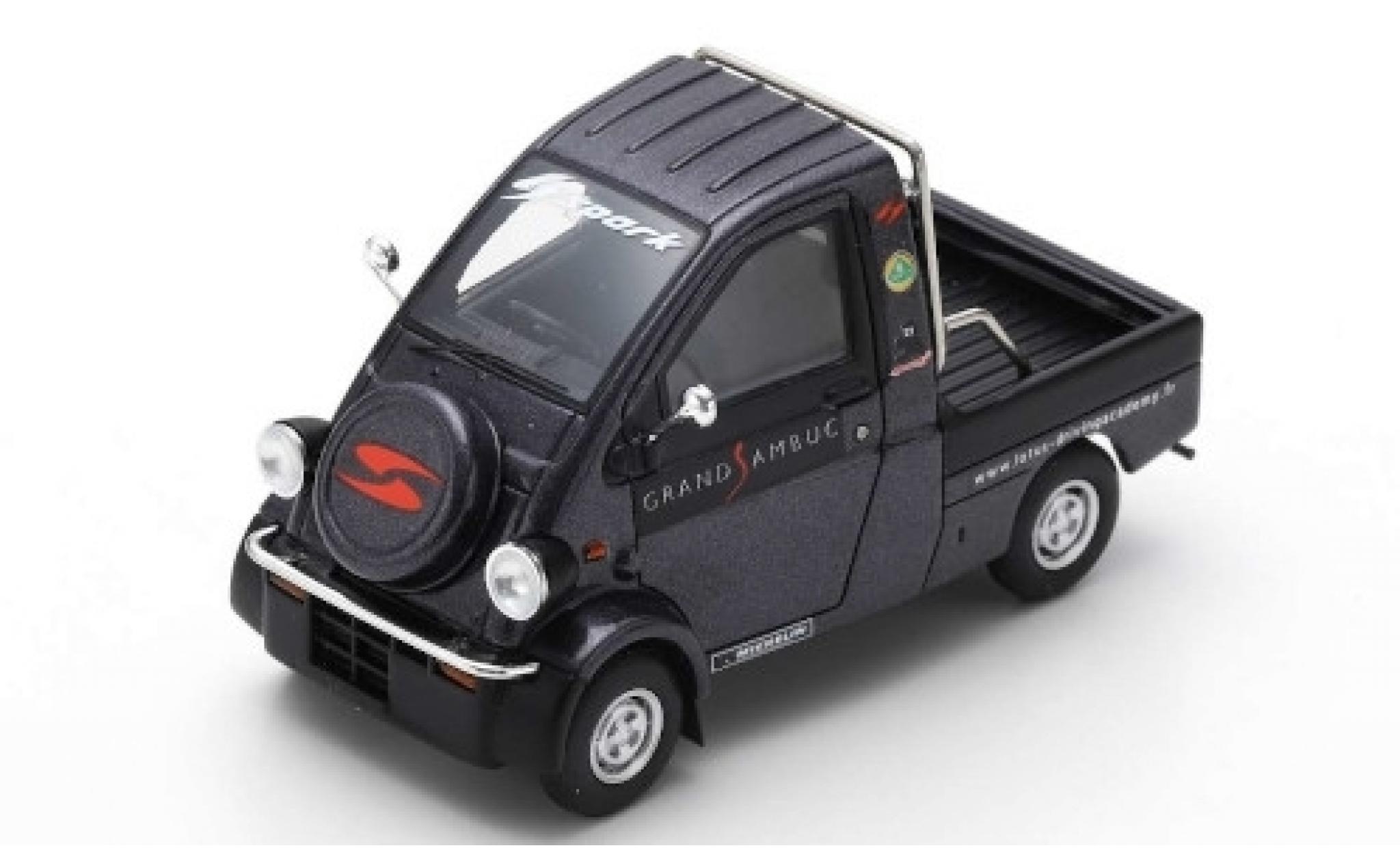 Daihatsu Midget 1/43 Spark II RHD Service Car modelauto
