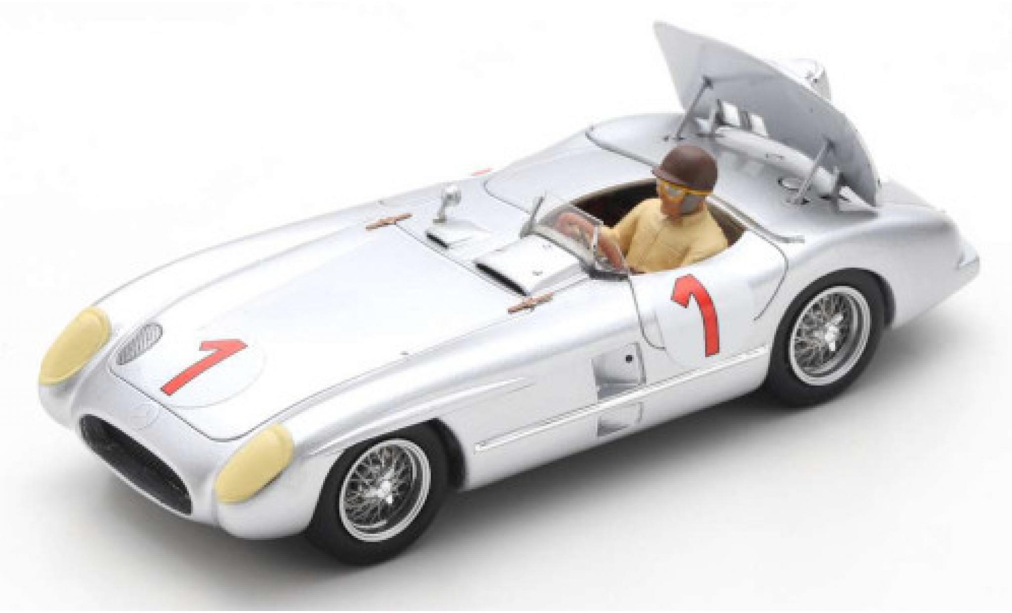Mercedes 300 1/43 Spark SLR No.1 GP Kristianstad 1955 J.M.Fangio modelauto