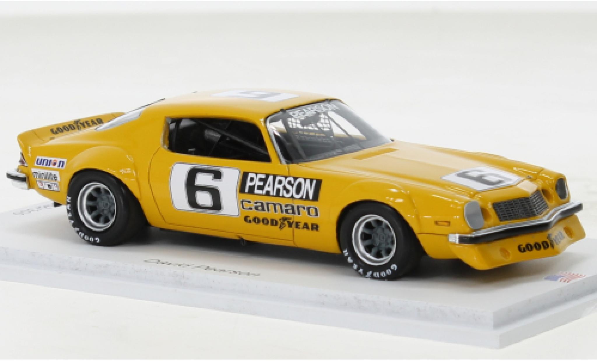 Chevrolet Camaro 1/43 Spark No.6 IROC Daytona 1975 modelauto