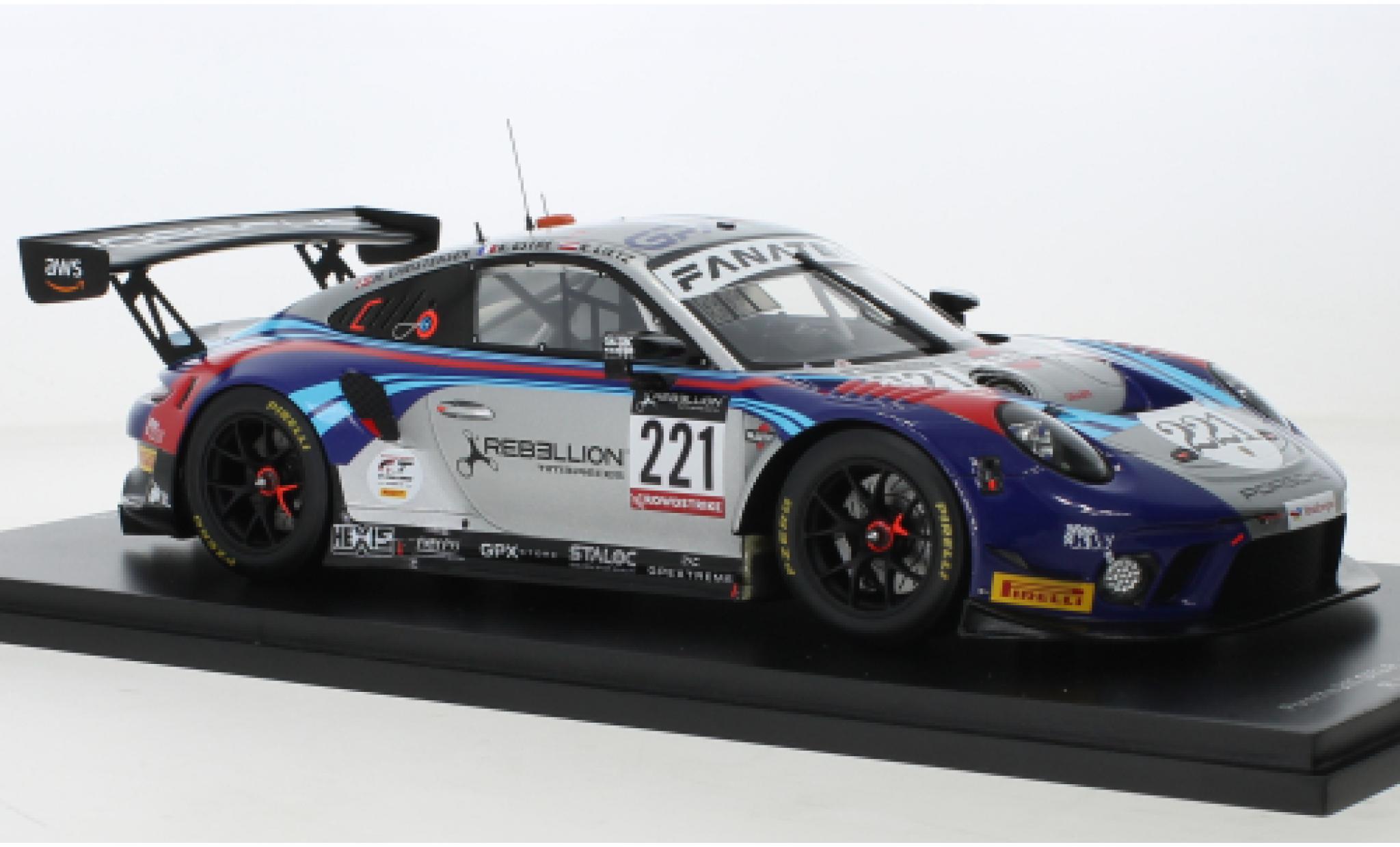 Porsche 991 GT3 R 1/18 Spark 911  No.221 GPX Martini Racing Martini 24h Spa 2022 modelauto