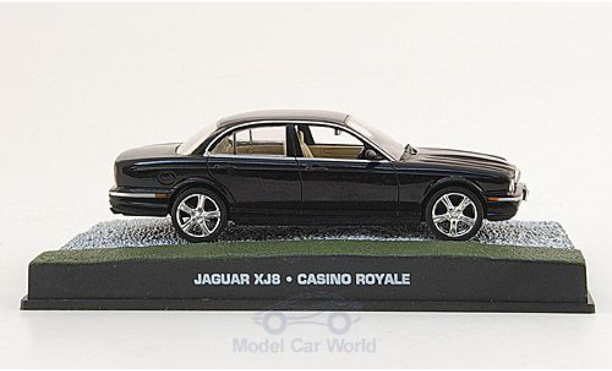 Jaguar XJ 1/43 SpecialC 8 zwart James Bond 007 2006 Casino Royale ohne Vitrine modelauto