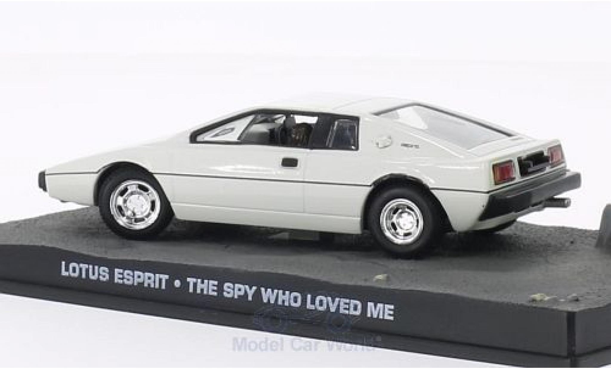 Lotus Esprit 1/43 SpecialC wit RHD James Bond 007 Der Spion der mich liebte ohne Vitrine modelauto