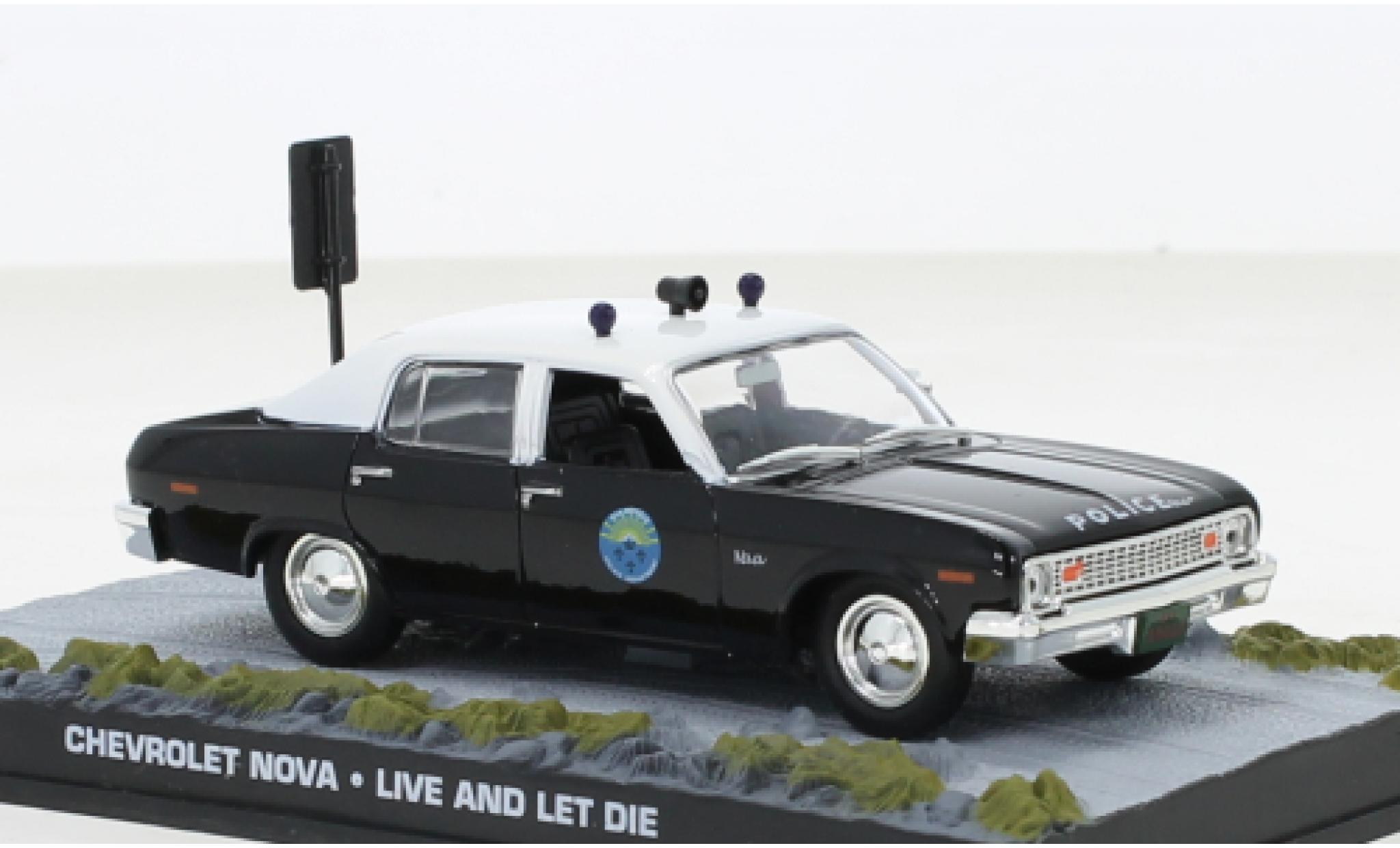 Chevrolet Nova 1/43 SpecialC zwart/wit James Bond 007 1973 modelauto