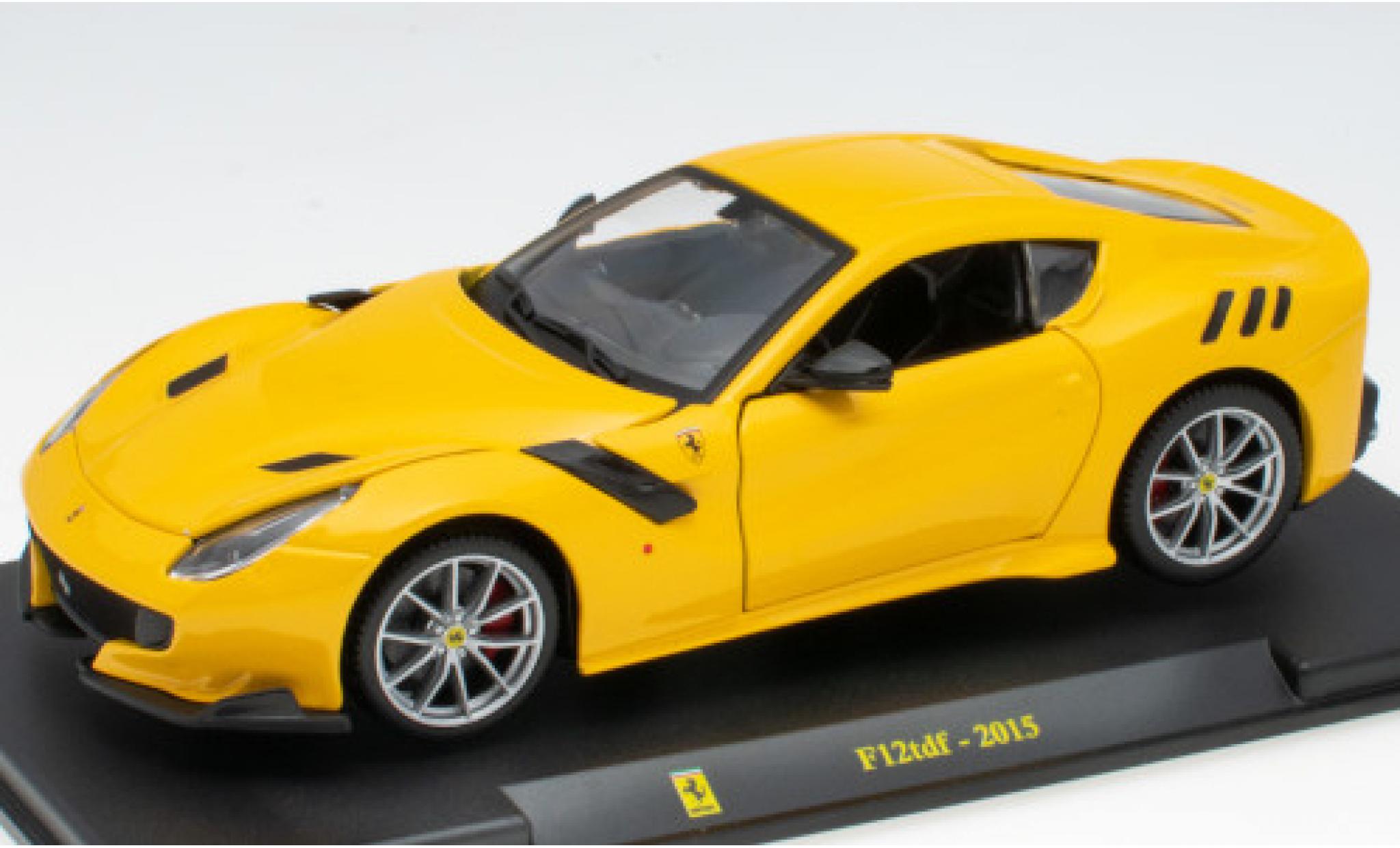 Ferrari F1 1/24 SpecialC 2 TDF geel 2015 modelauto