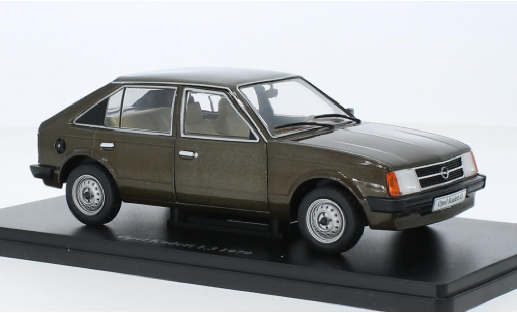 Opel Kadett 1/24 SpecialC .-128 D 1.3 metallic bruin 1979 1:24 modelauto