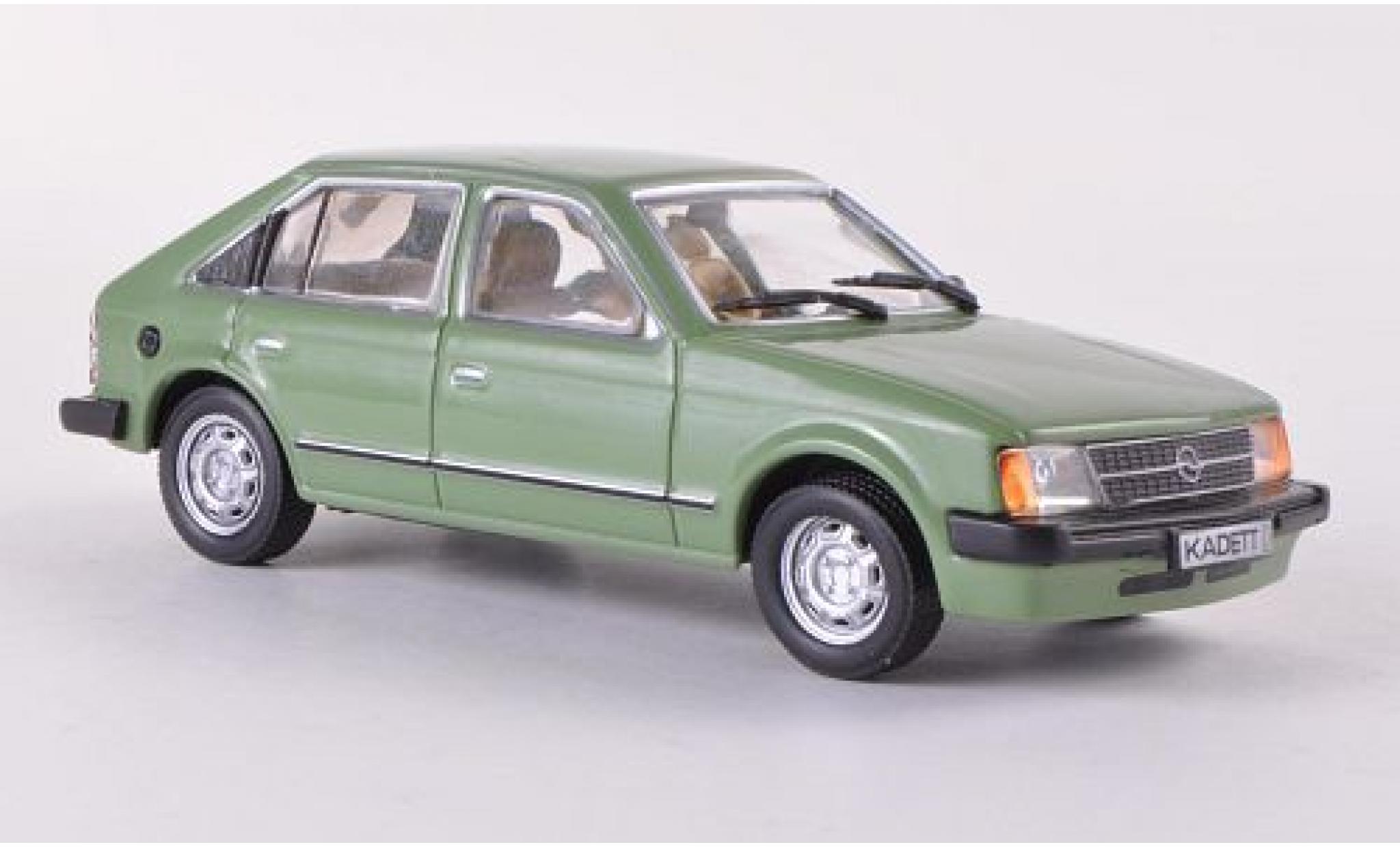 Opel Kadett 1/43 SpecialC D 1.6S groen 1979 5-portes sans Vitrine sans magazine sans Vitrine modelauto