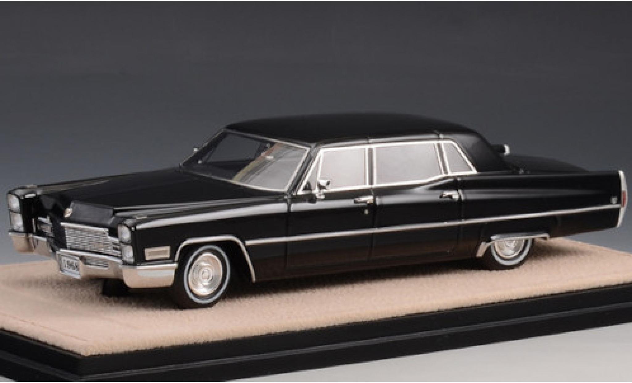 Cadillac Fleetwood 1/43 Stamp Models 75 Sedan zwart 1968 modelauto