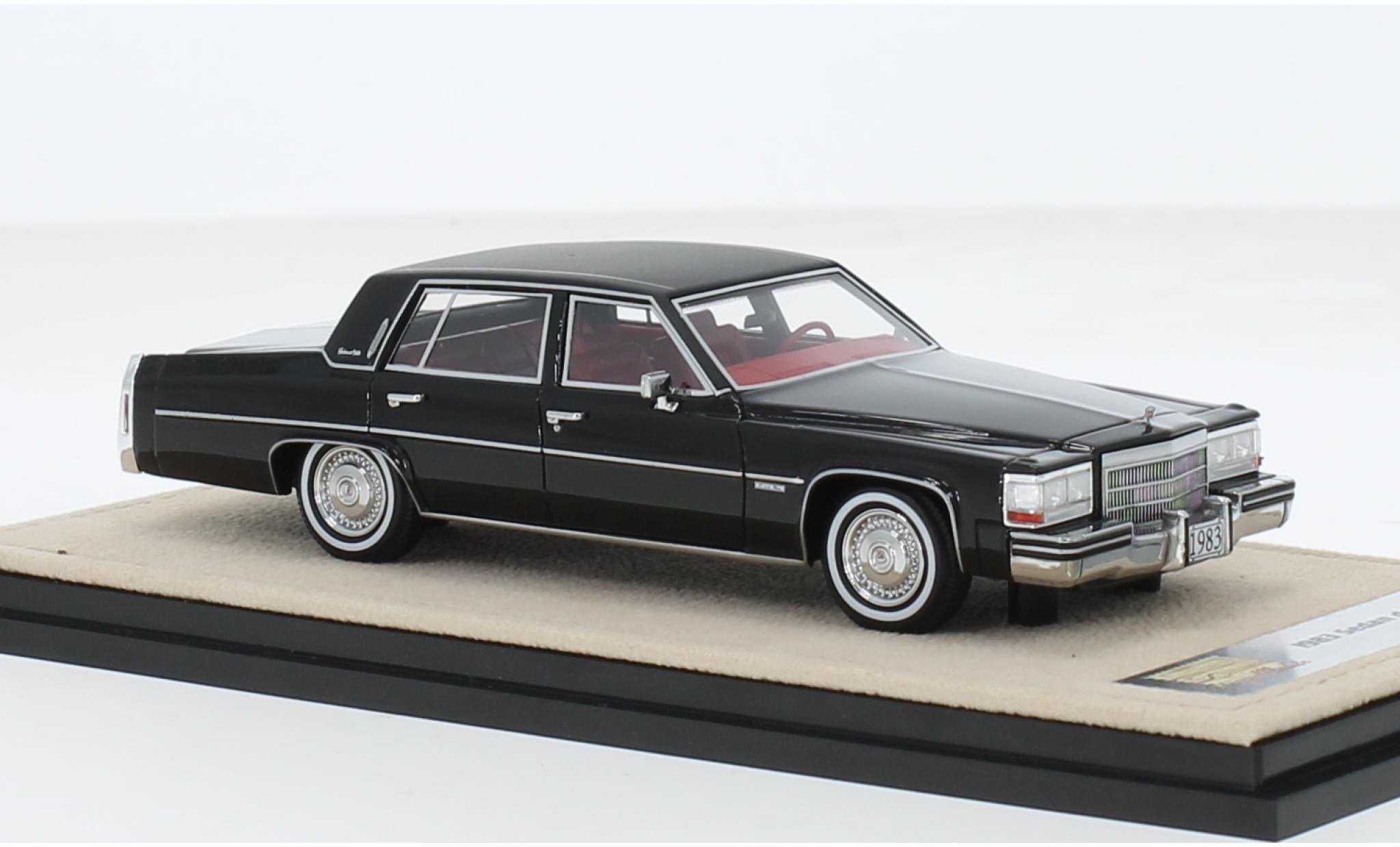 Cadillac Sedan 1/43 Stamp Models DeVille zwart 1983 1:43 modelauto