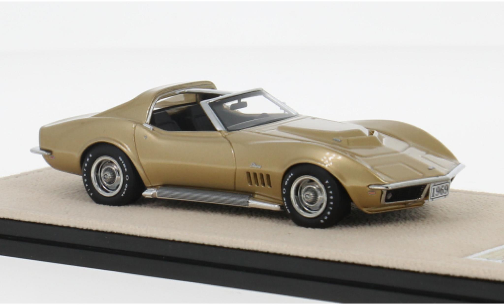 Chevrolet Corvette 1/43 Stamp Models L88 gold 1969 1:43 modelauto