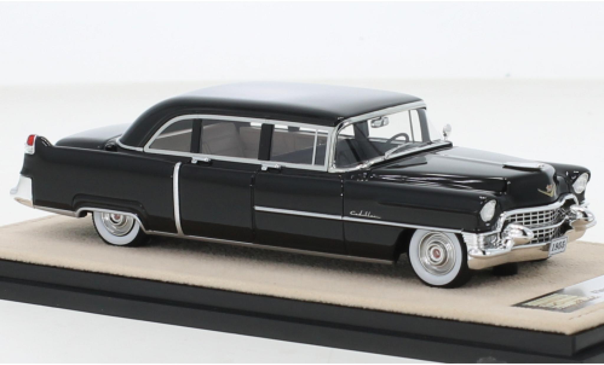 Cadillac Fleetwood 1/43 Stamp Models 75 Sedan zwart 1955 modelauto
