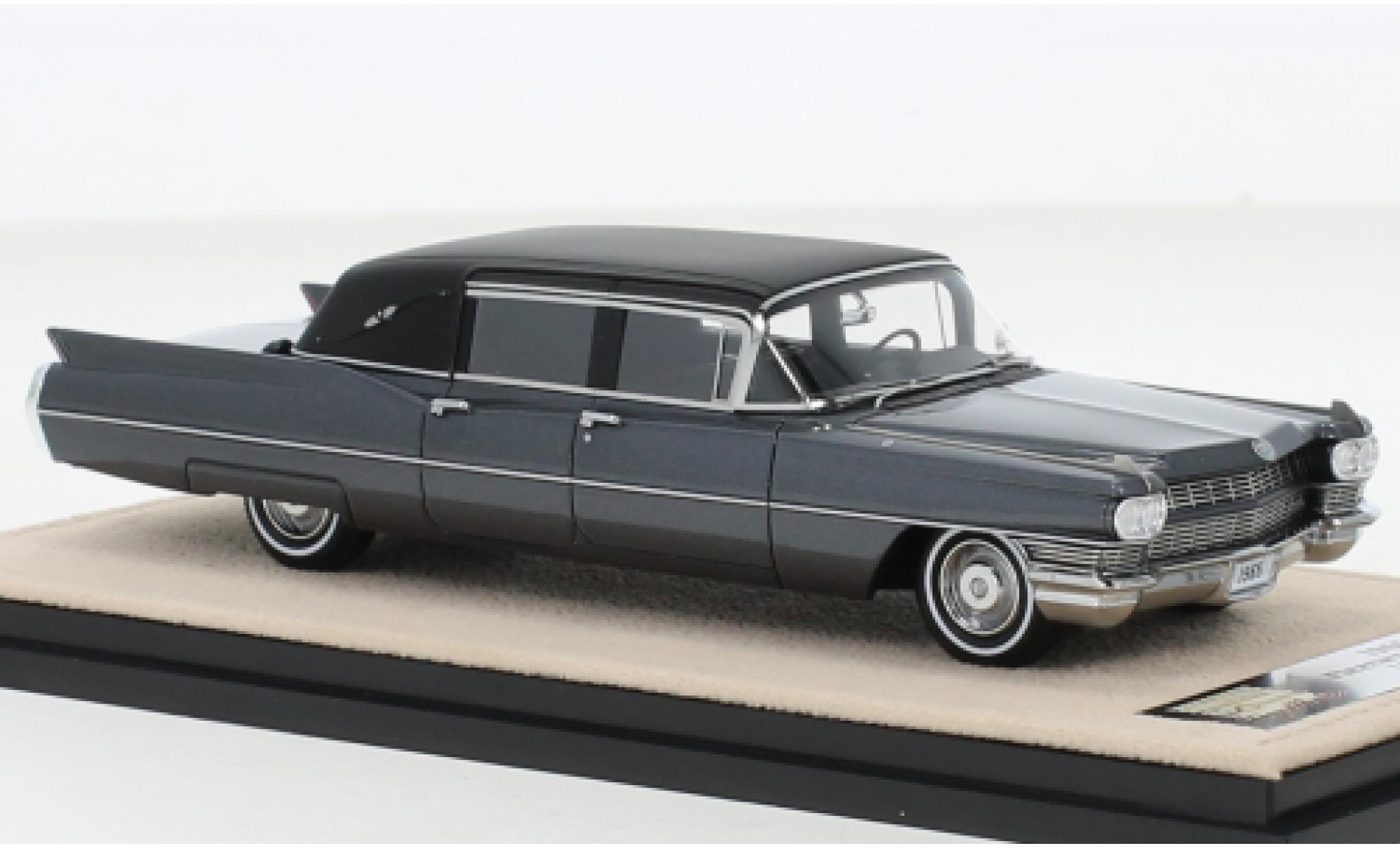 Cadillac Fleetwood 1/43 Stamp Models formel Sedan Landau Top metallic grijs/zwart 1968 modelauto