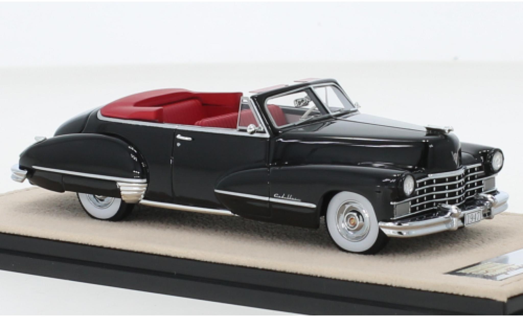 Cadillac Series 62 1/43 Stamp Models Cabriolet zwart 1947 modelauto