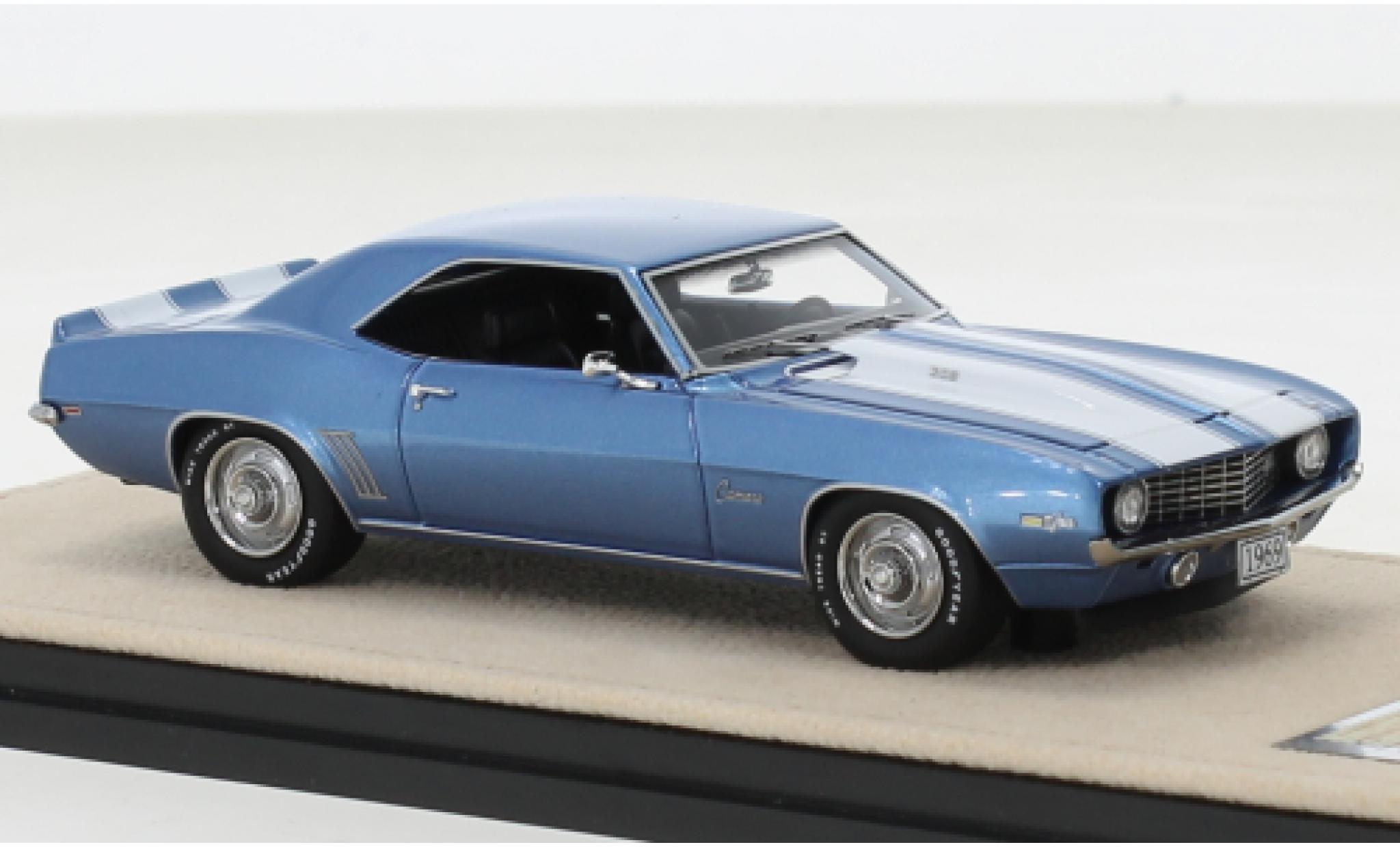 Chevrolet Camaro 1/43 Stamp Models Z28 metallic blauw/wit 1969 modelauto