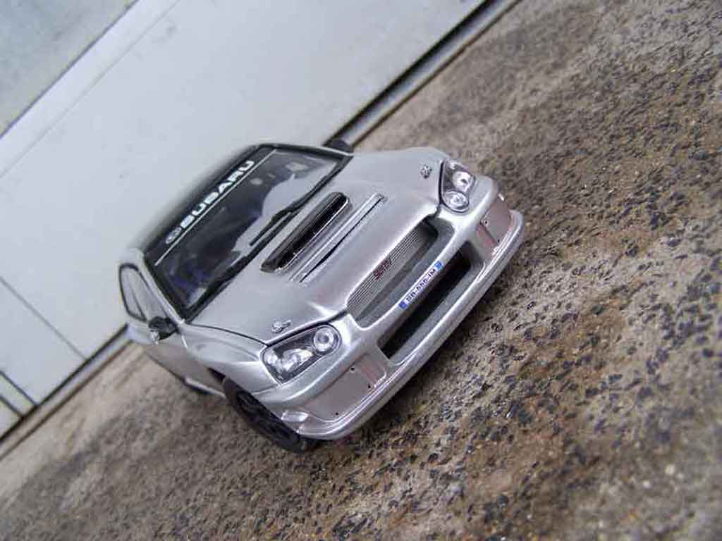 Subaru Impreza WRX street 1/18 Solido