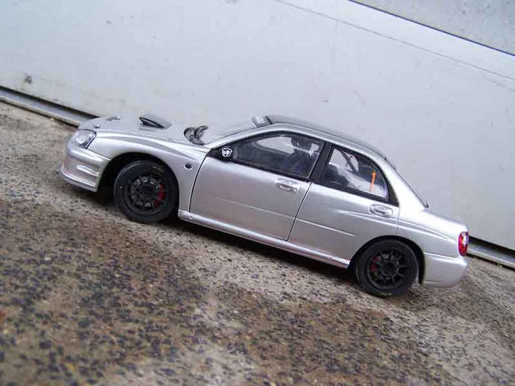 Subaru Impreza WRX street 1/18 Solido