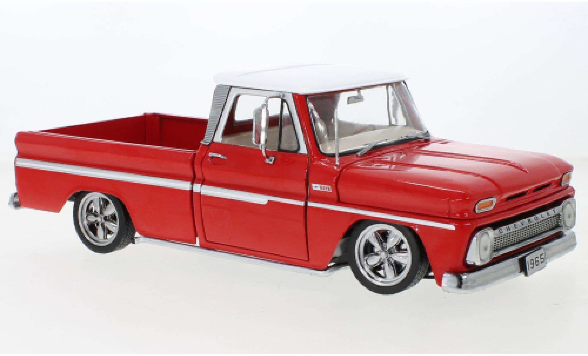 Chevrolet C-10 1/18 Sun Star Stepside Pick Up Low Rider rood 1965 modelauto