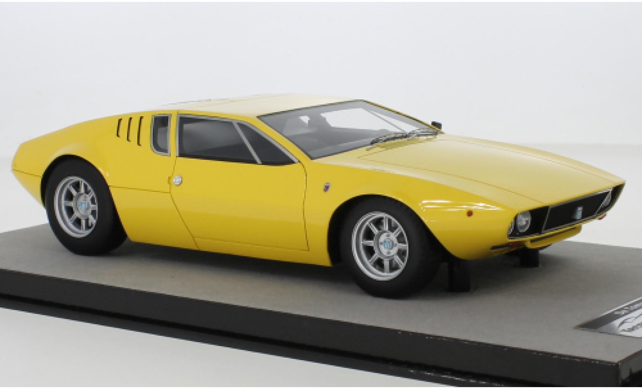 De Tomaso Mangusta 1/18 Tecnomodel geel 1971 modelauto