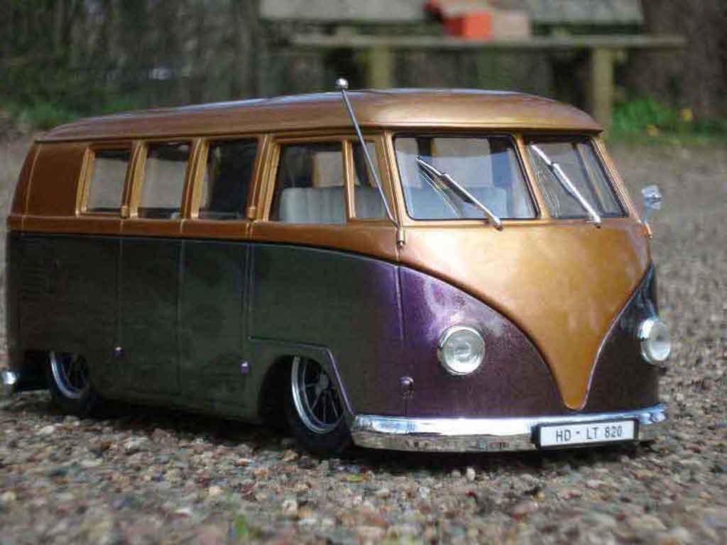 Volkswagen Combi 1/18 Solido the simple bus modelauto