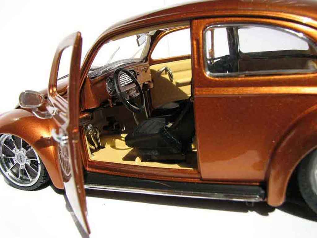 Volkswagen Kafer Base coccinelle ovale oranje burn 1/18 Burago