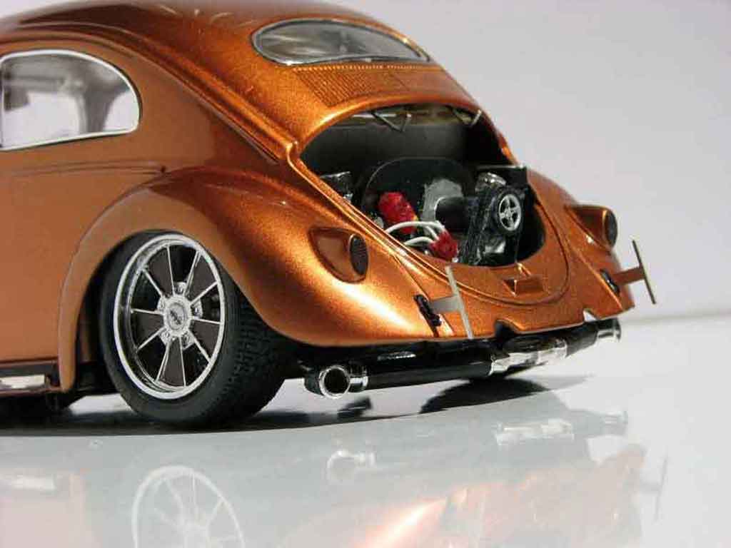 Volkswagen Kafer Base coccinelle ovale oranje burn 1/18 Burago