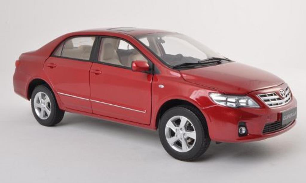 Toyota Corolla 1/18 Paudi rood 2011 modelauto