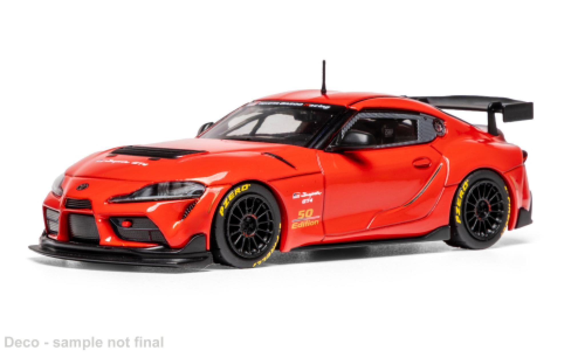 Aston Martin V8 Vantage GT4 1/43 IXO Toyota GR Supra GT4 rood 2022 1:43 modelauto