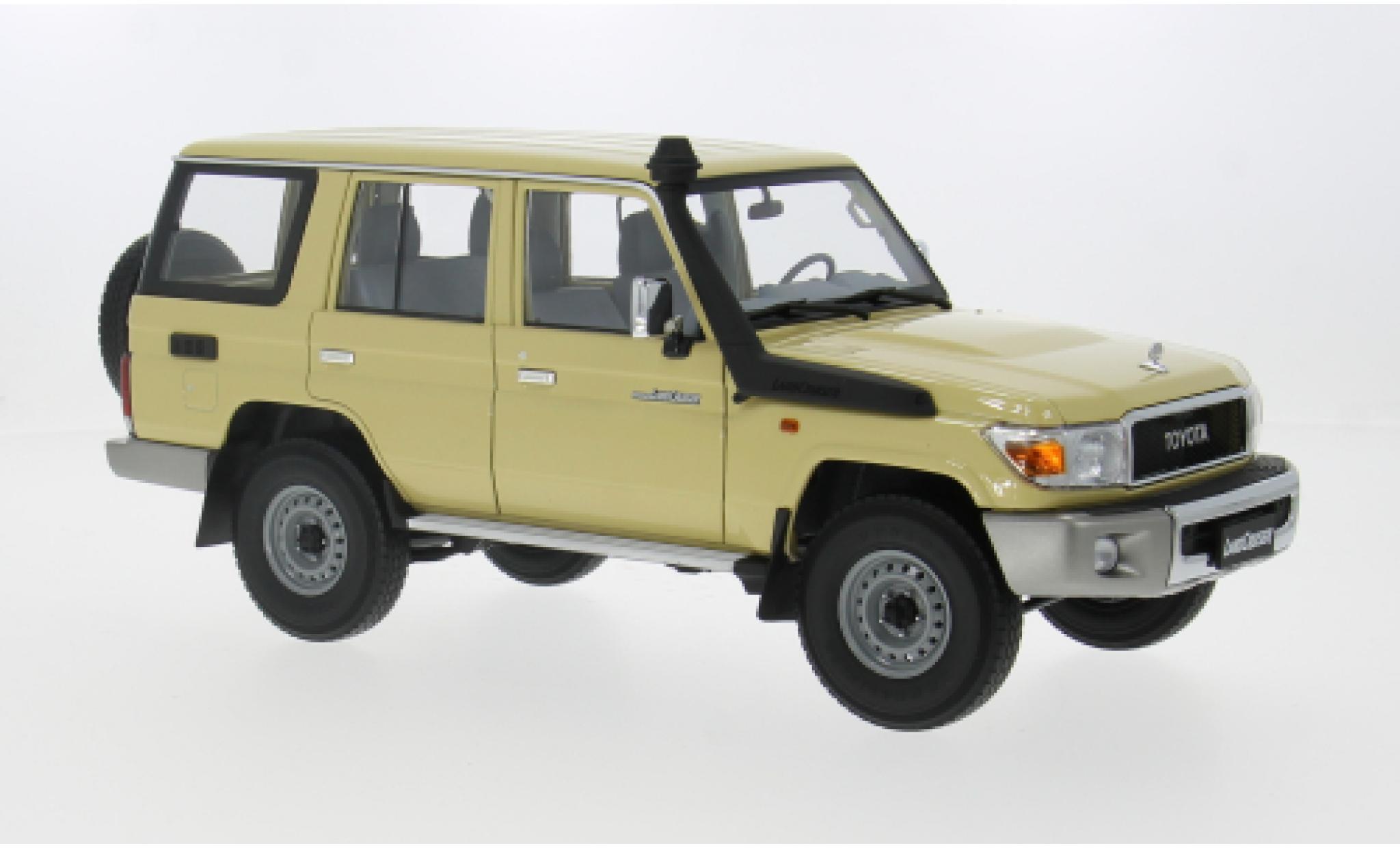 Toyota Land Cruiser 1/18 Almost Real 7 beige 1:18 modelauto