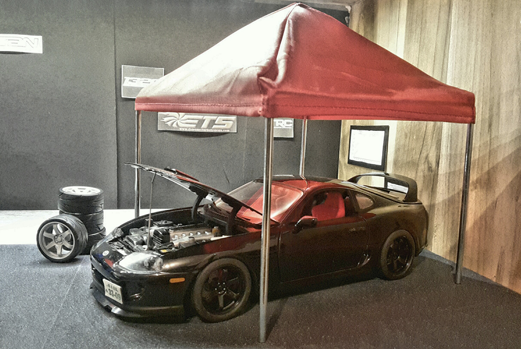 Toyota Supra Base zwart jantes 18 pouces et disques de frein 1/18 Kyosho