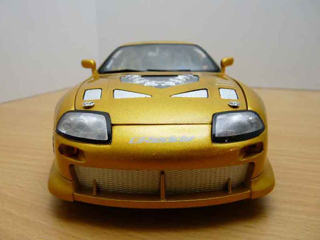 Toyota Supra 1/18 Ertl fast and furious 2 modelauto