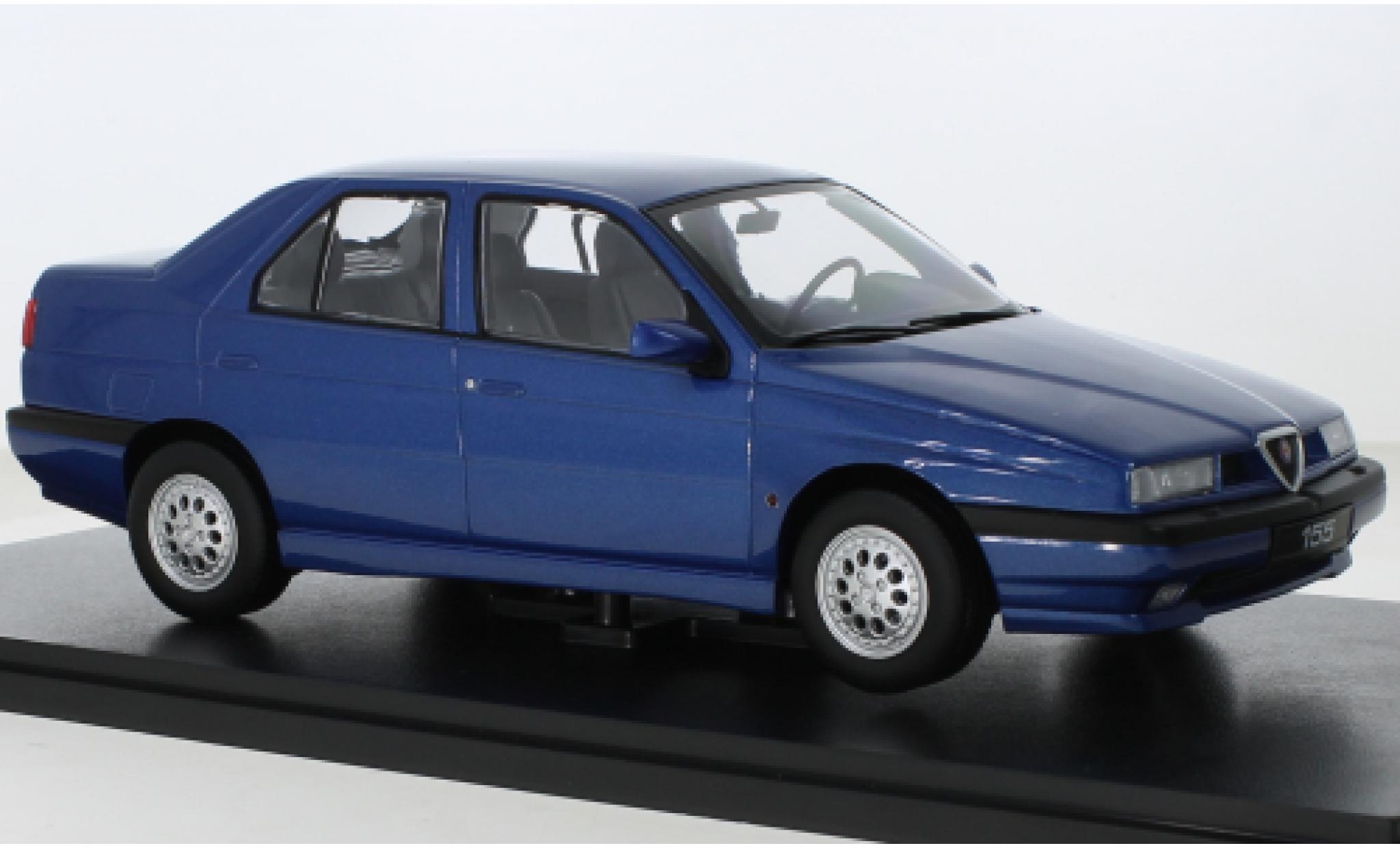 Alfa Romeo 155 1/18 Triple 9 Collection metallic blauw 1996 1:18 modelauto
