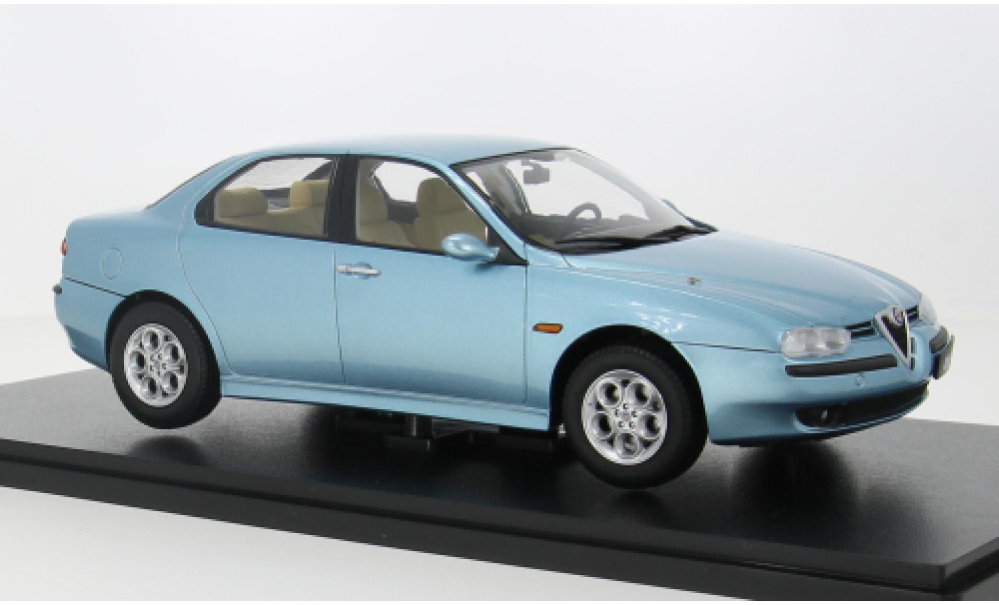 Alfa Romeo 156 1/18 Triple 9 Collection blauw 1998 1:18 modelauto