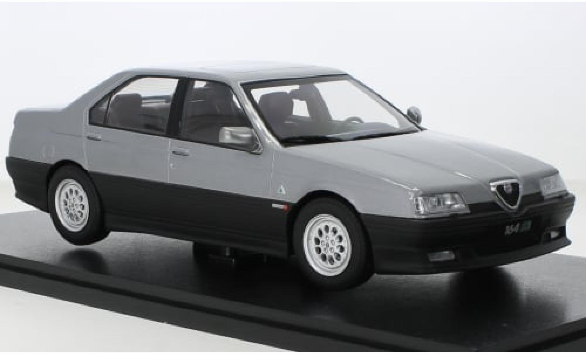 Alfa Romeo 164 1/18 Triple 9 Collection Q4 grijs 1994 1:18 modelauto