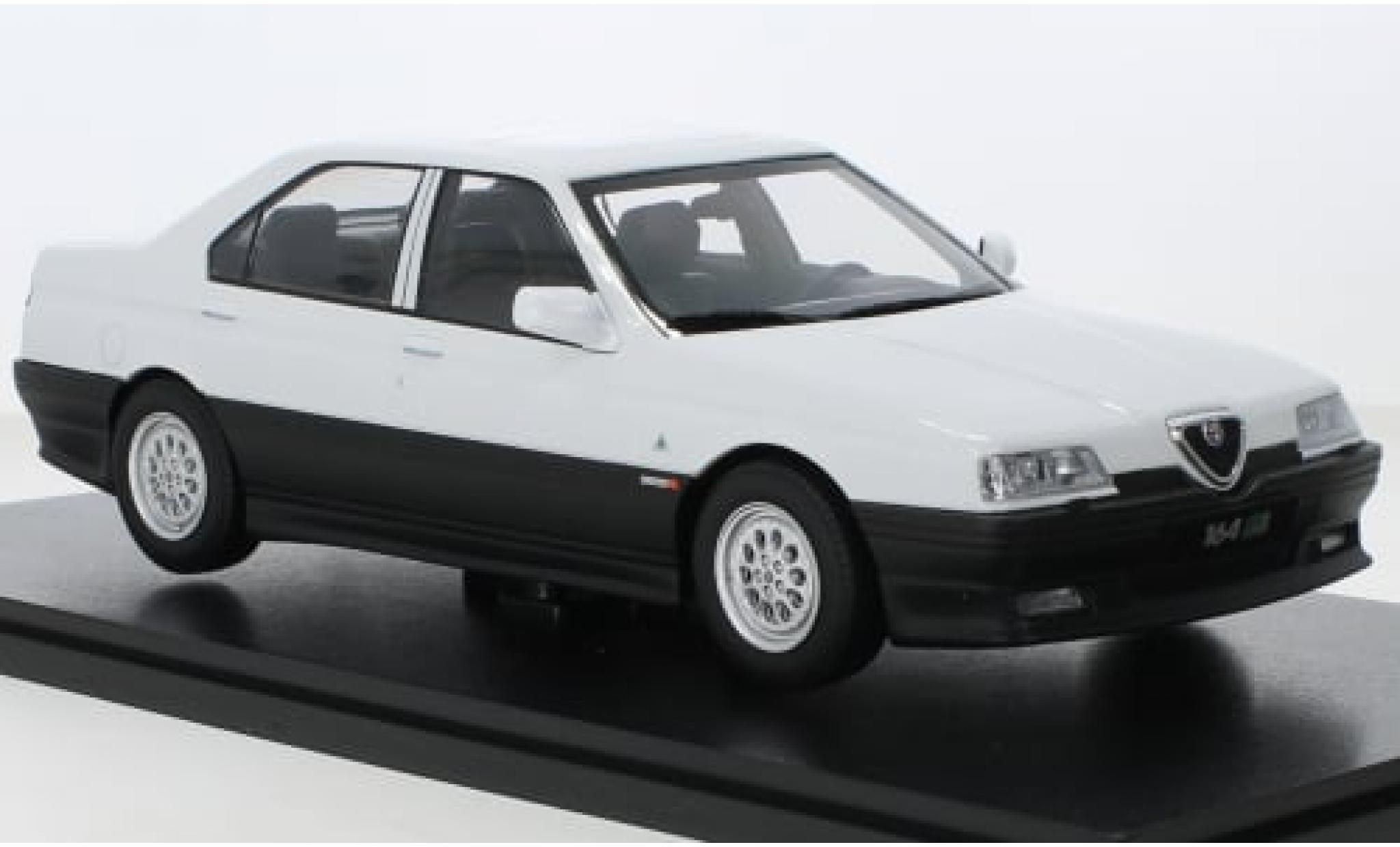 Alfa Romeo 164 1/18 Triple 9 Collection Q4 wit 1994 1:18 modelauto